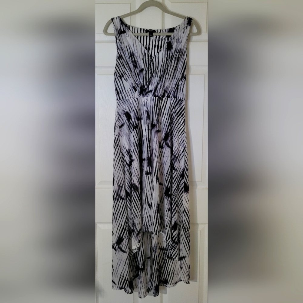 Simply VeraWang Black/White Striped High Low Dress